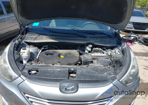 2015 Hyundai Tucson Gls z USA, uszkodzony, nr VIN KM8JTCAF7FU091782